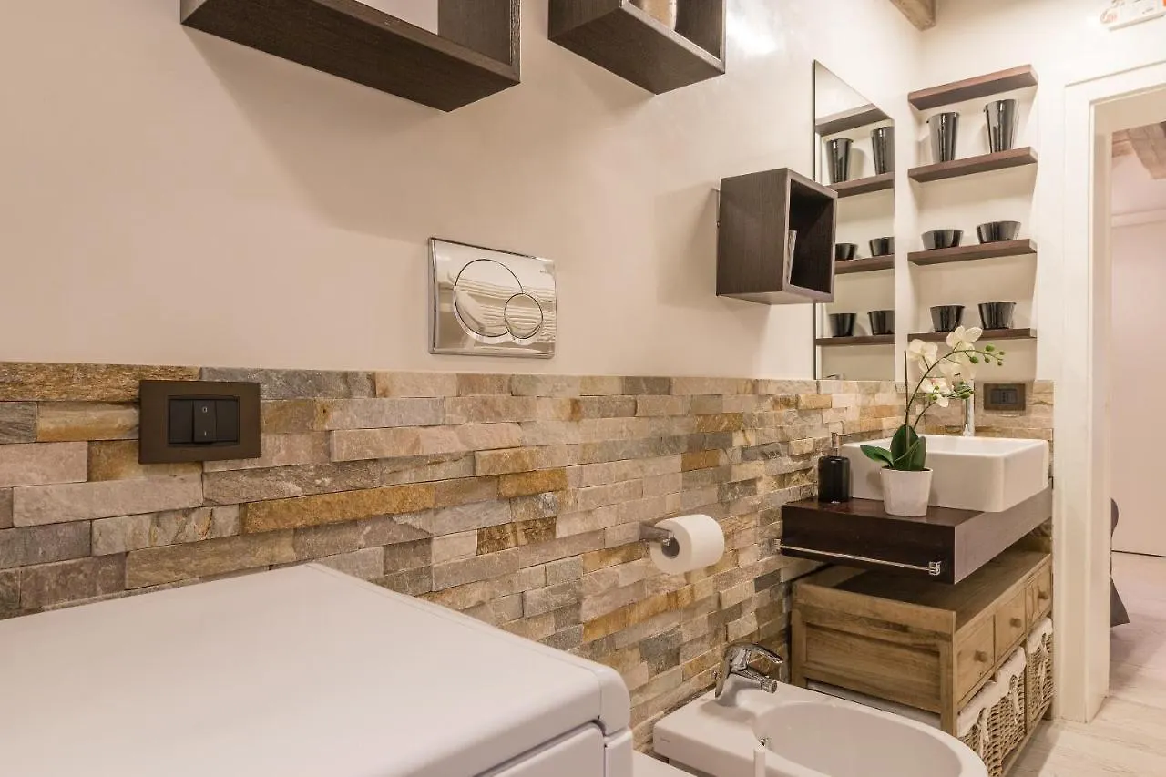 Apartment San Polo 2140 In The Heart Of Venice Italy